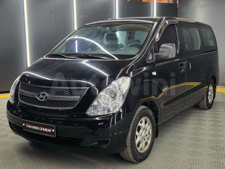 Hyundai Starex 2016 — 2