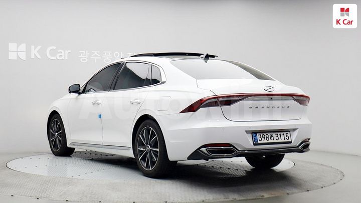 Hyundai Grandeur 2021 — 2