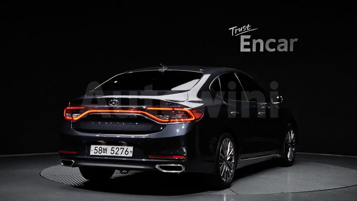 Hyundai Grandeur 2018 — 2