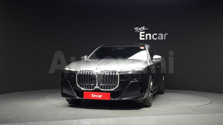 BMW 7 Series 2023 — 3