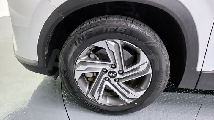 Hyundai SantaFe 2023 — 5