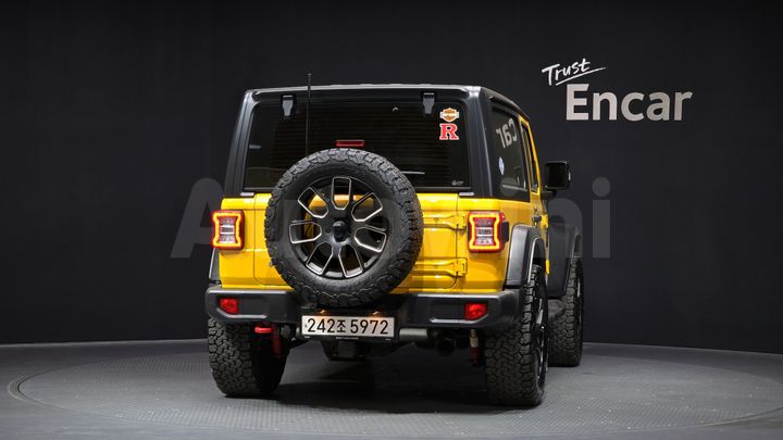 Jeep Wrangler 2020 — 4