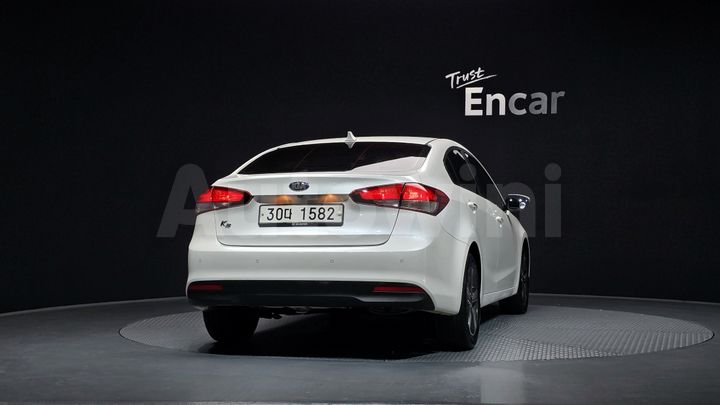 Kia K3 2018 — 4
