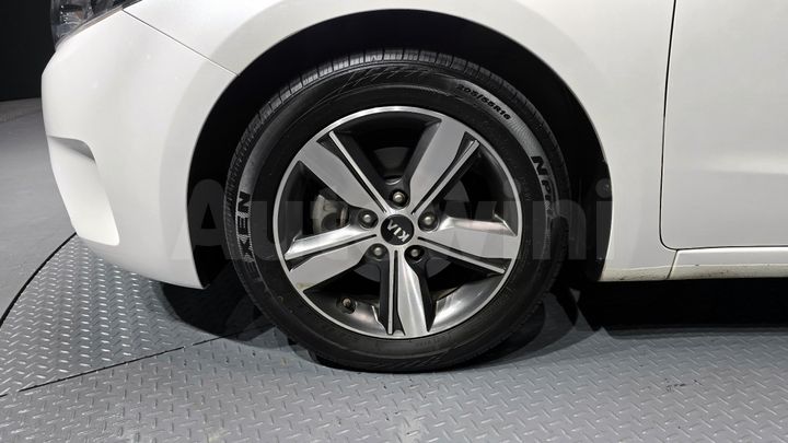 Kia K3 2018 — 5