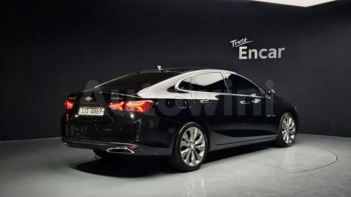 Chevrolet Malibu 2019 — 2