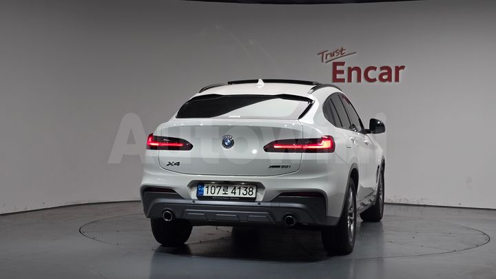 BMW X4 2021 — 3