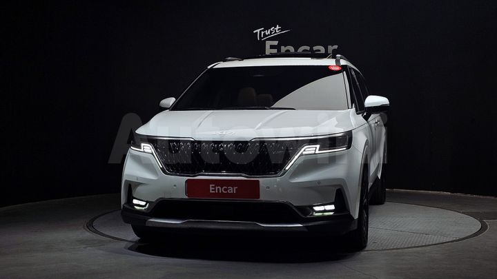 Kia Carnival 2023 — 3