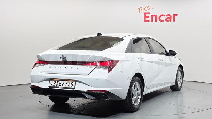 Hyundai Avante 2022 — 2