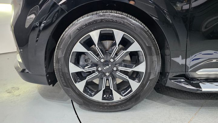 Kia Carnival 2022 — 5