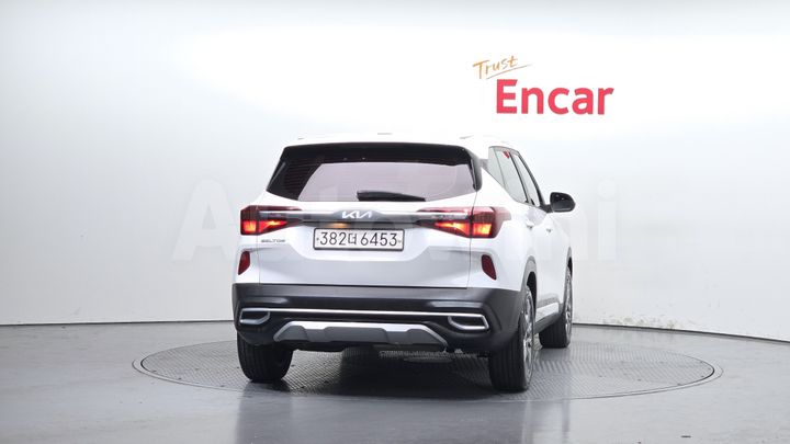 Kia Seltos 2022 — 4