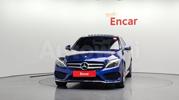 Mercedes Benz C Class 2018 — 3