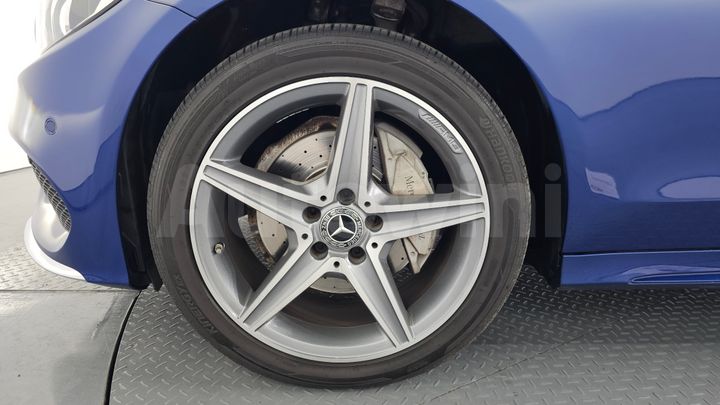 Mercedes Benz C Class 2018 — 5