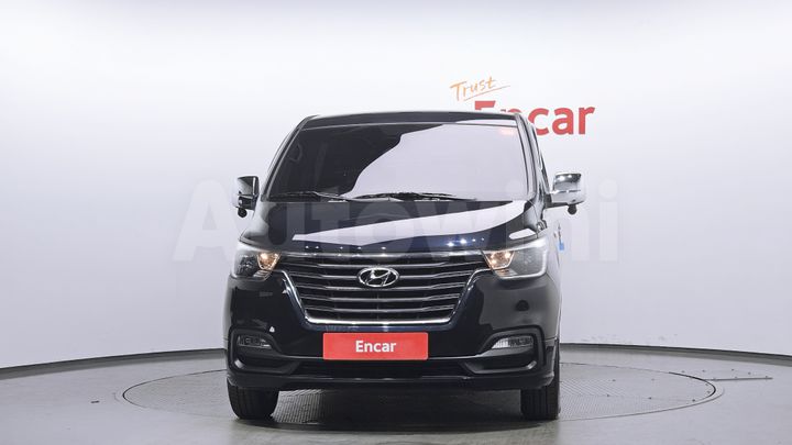 Hyundai Starex 2021 — 3
