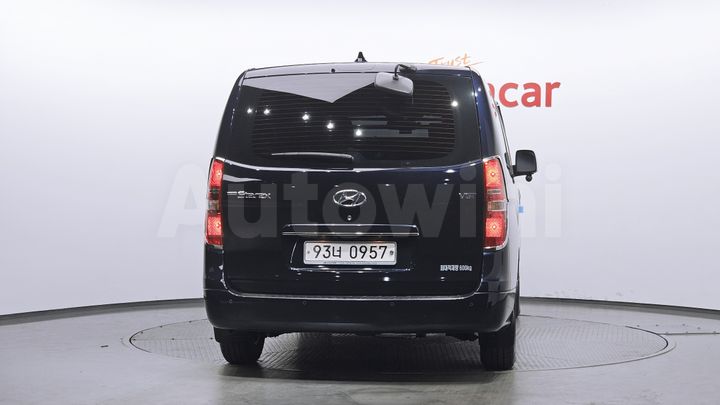 Hyundai Starex 2021 — 4