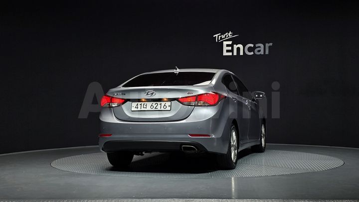 Hyundai Avante 2015 — 4