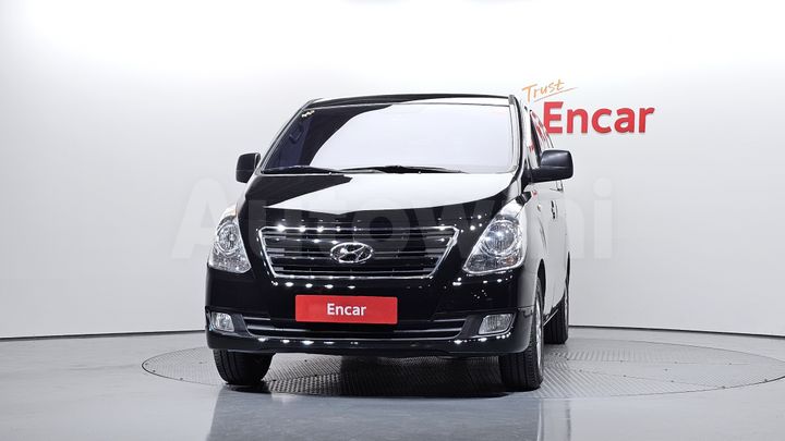 Hyundai Starex 2018 — 3