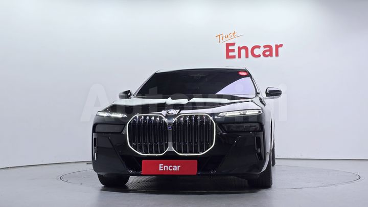 BMW 7 Series 2025 — 3