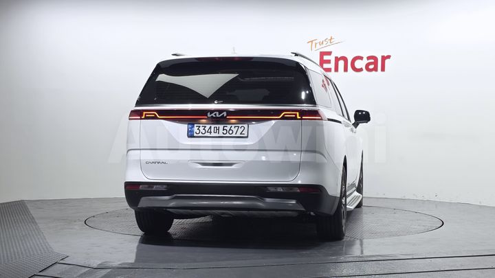 Kia Carnival 2023 — 4