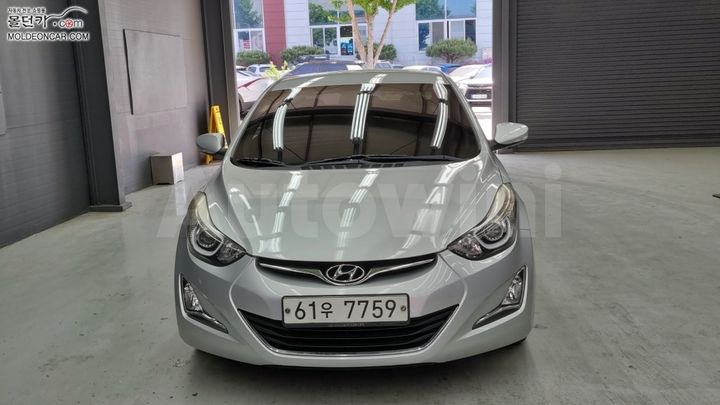 Hyundai Avante 2014 — 3