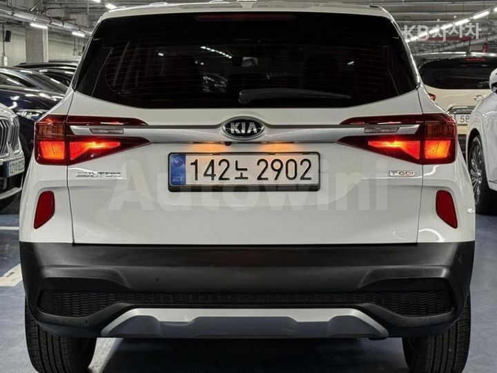 Kia Seltos 2022 — 4