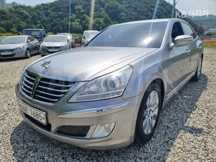 Hyundai Equus