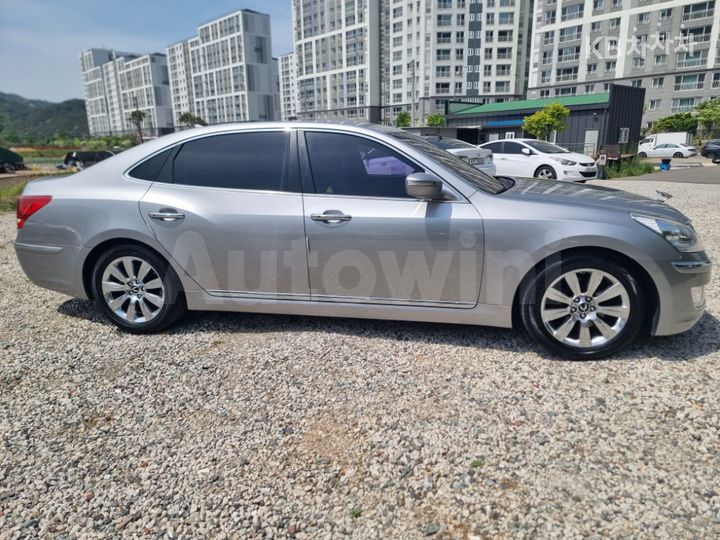 Hyundai Equus 2011 — 4