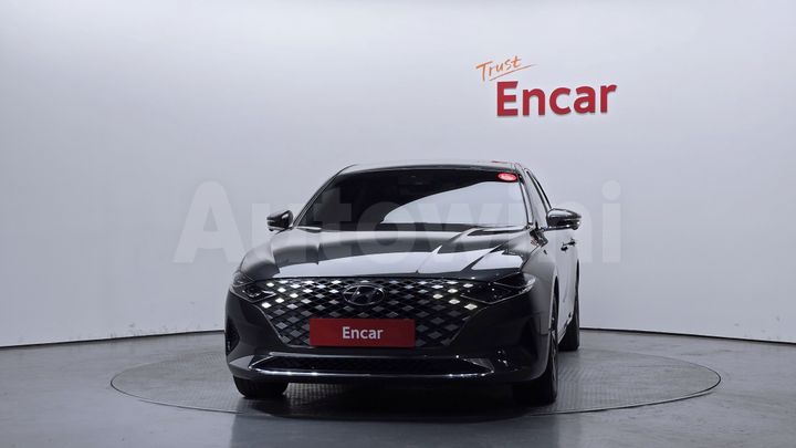 Hyundai Grandeur 2023 — 3