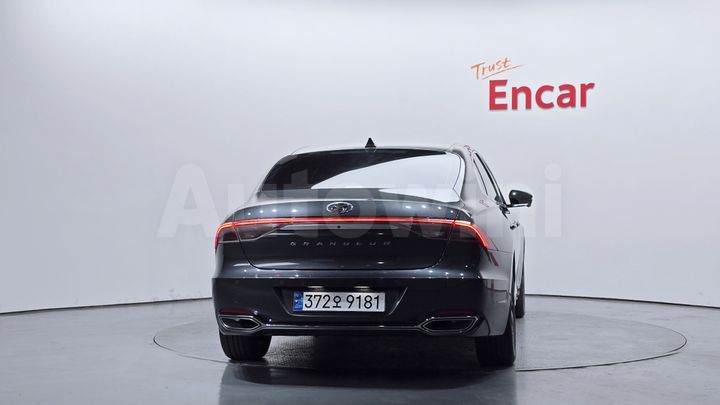 Hyundai Grandeur 2023 — 4