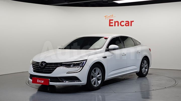 Renault SM6
