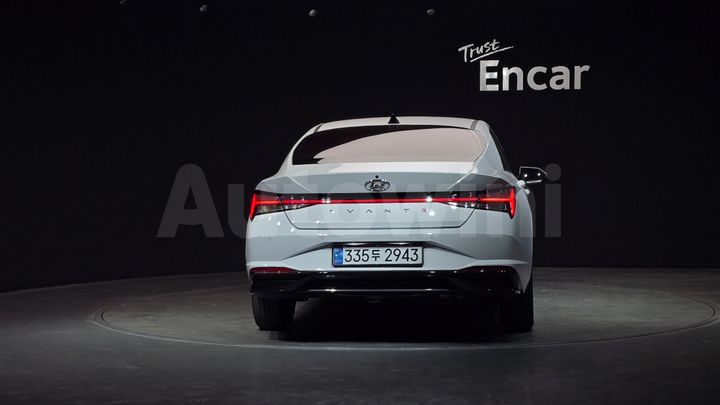 Hyundai Avante 2023 — 4