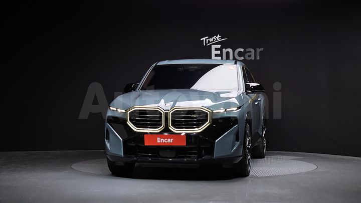 BMW XM 2024 — 3