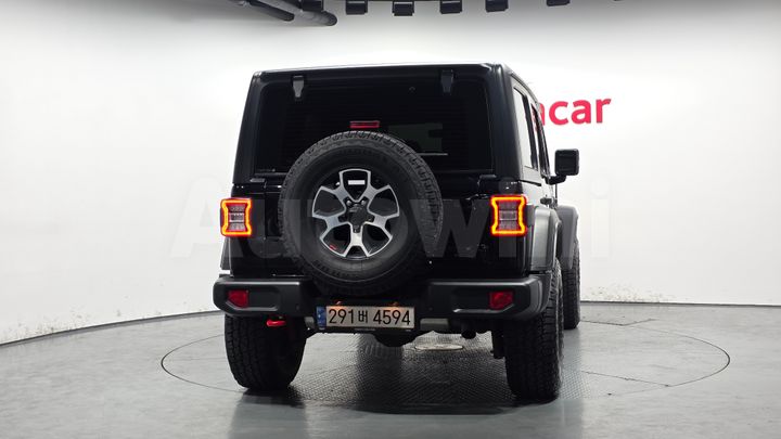 Jeep Wrangler 2022 — 4