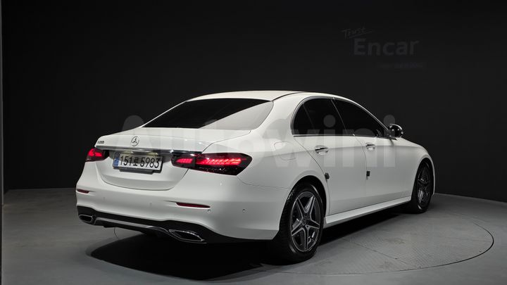 Mercedes Benz E Class
