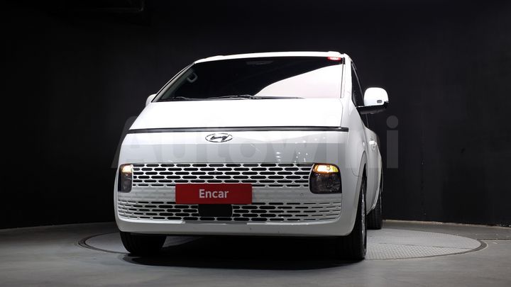 Hyundai Staria 2022 — 3