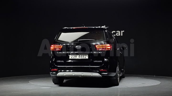 Kia Carnival 2019 — 4
