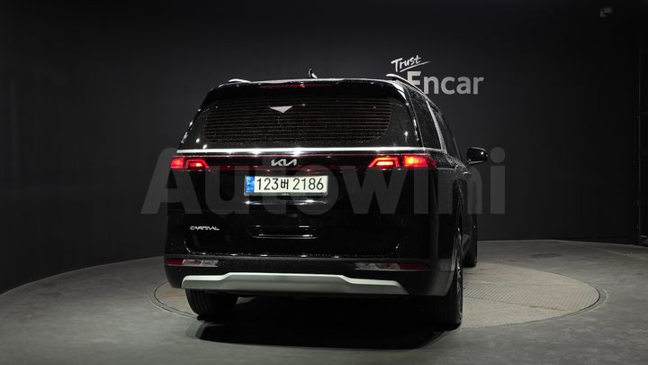 Kia Carnival 2023 — 4