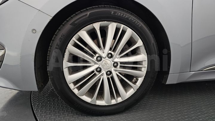 Hyundai Aslan