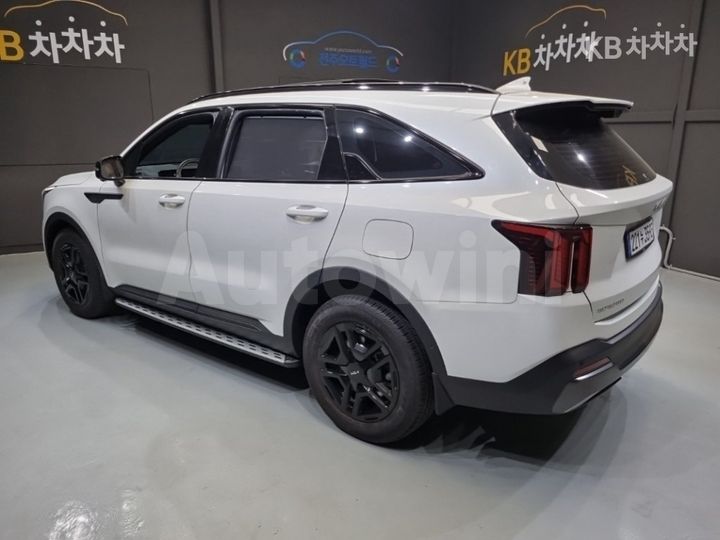 Kia Sorento 2025 — 4