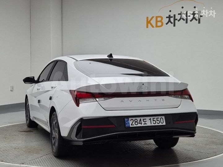 Hyundai Avante