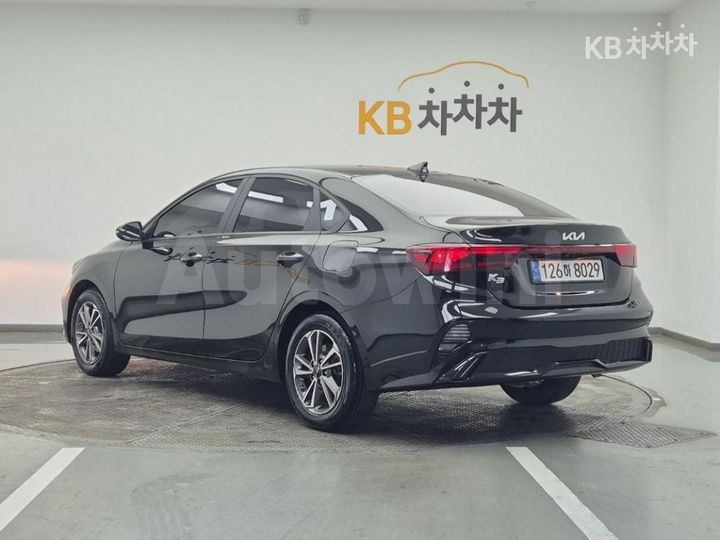 Kia K3 2022 — 3