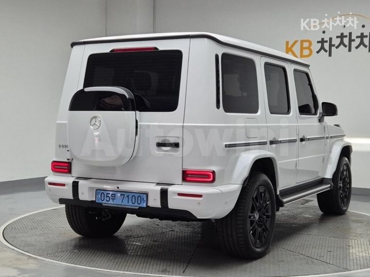 Mercedes Benz G Class 2025 — 3