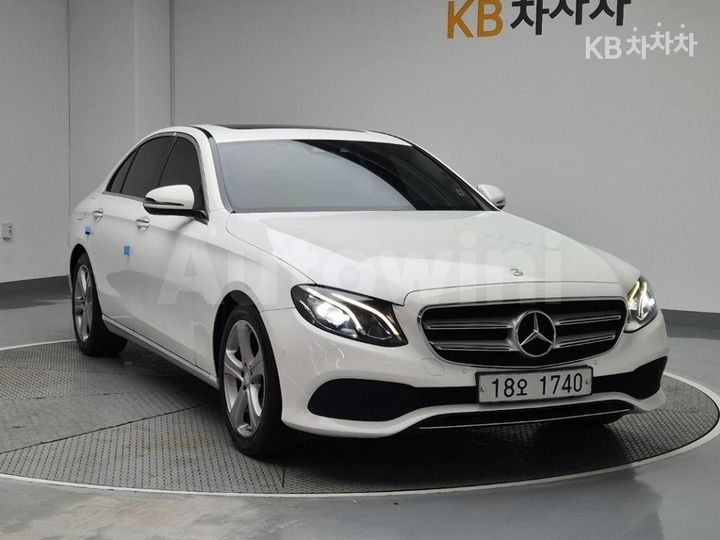 Mercedes-Benz E Class 2017 — 4