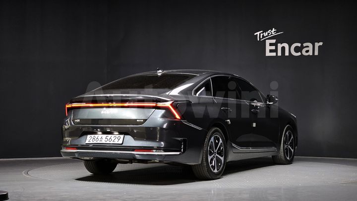 Kia K8 2025 — 2