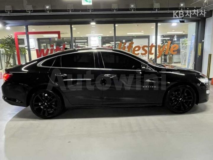 Chevrolet Malibu 2020 — 3
