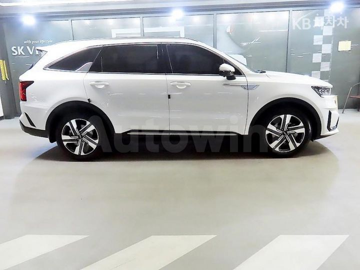 Kia Sorento 2023 — 3