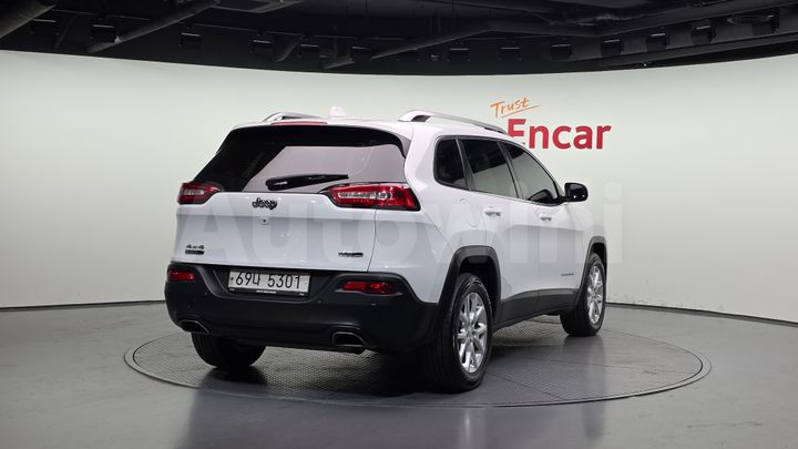 Jeep Cherokee 2016 — 2