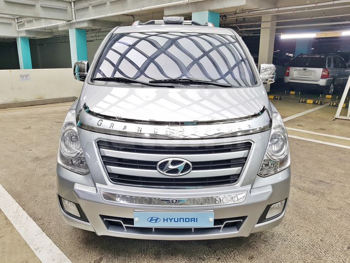Hyundai Starex 2017 — 3