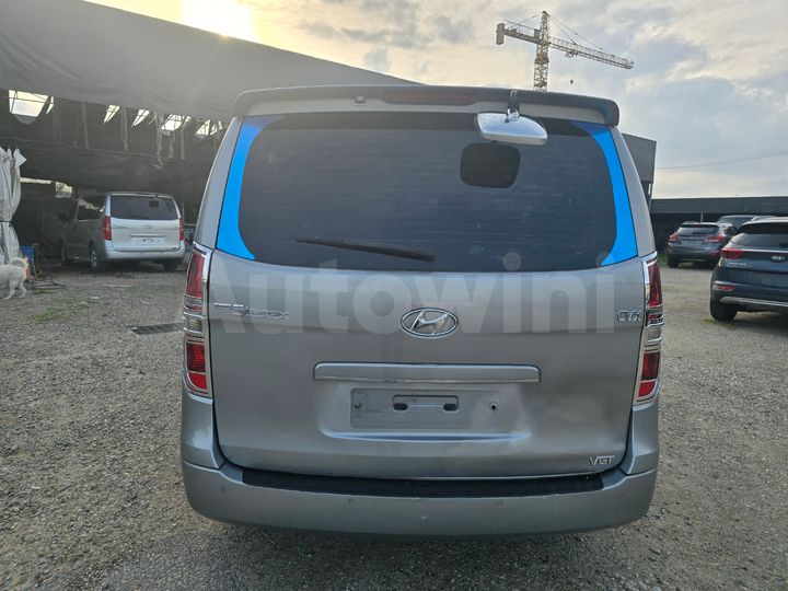 Hyundai Starex 2011 — 5