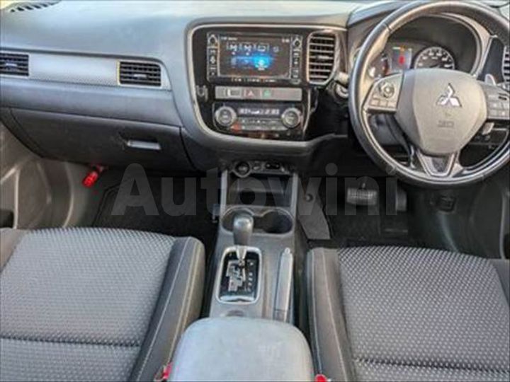 Mitsubishi Outlander 2015 — 3