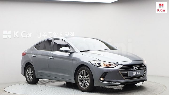 Hyundai Avante 2016 — 3